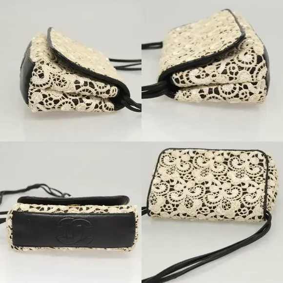 Chanel Classic Flap Shoulder Bag - Picture 3 of 8